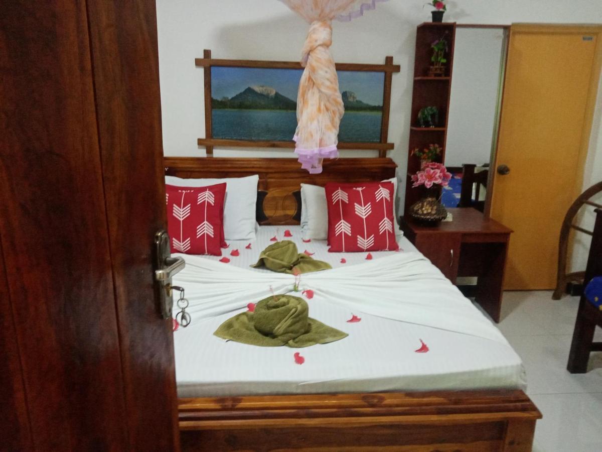 Sigiriya Village Home Stay Exterior photo